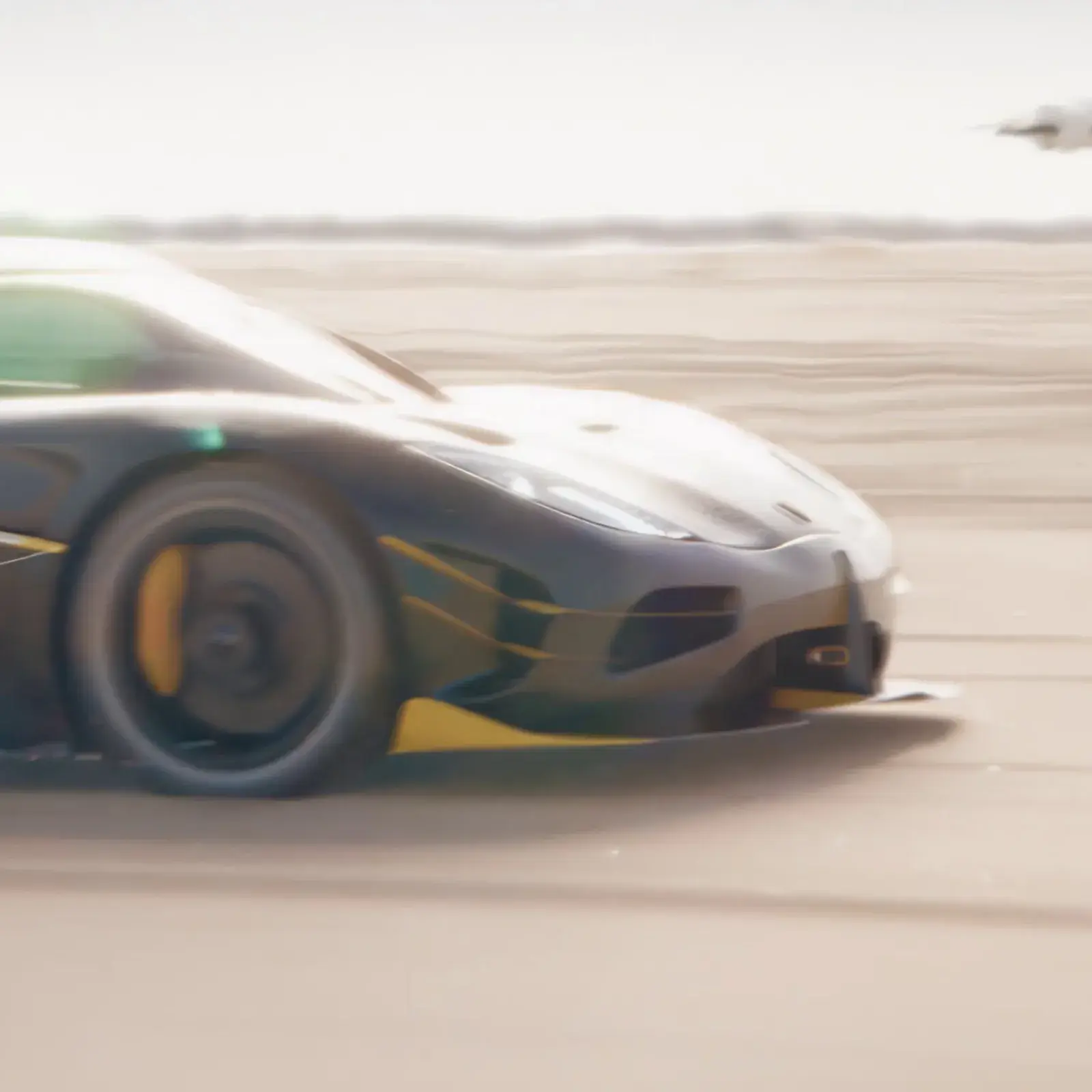 Capturing Speed in Motion Design: E39 M5 vs. Agera RS